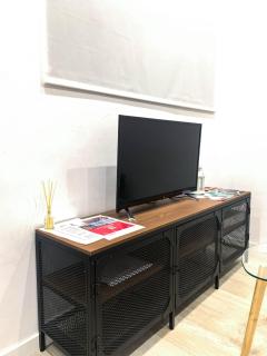 Modern Living Space in Historic Central Madrid - 6