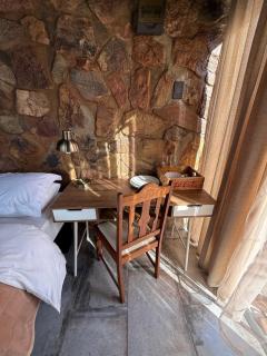 The Shed - Since 1935 Stone Rest - 2