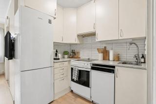 City Center Apartment with Parking - 8