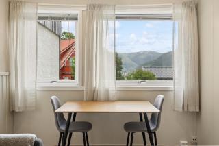 Tromsø Central Apartment with Parking inlcuded - 4