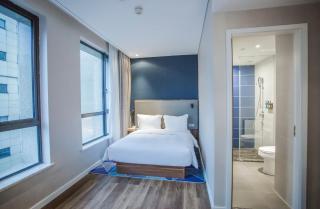 Holiday Inn Express Shanghai Pudong Chuansha by IHG - 2