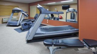 Holiday Inn Express Deforest Madison Area by IHG - 3