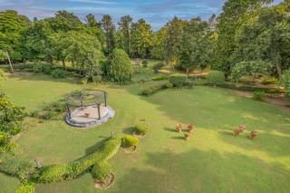 Sukoon Farm - A Lush Green Luxurious Stay Gurugram - 2