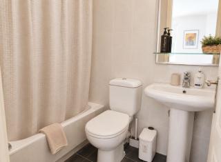 Adelos II Glow Villa 5BR 360m -Elevator-Rooftop - 8