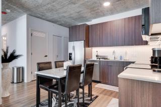 Wabash 4BR - Pool Free In & Out Parking 4 - 4