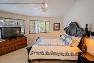Lake Travis Bungalow Casita Golden Rod #2 - 2