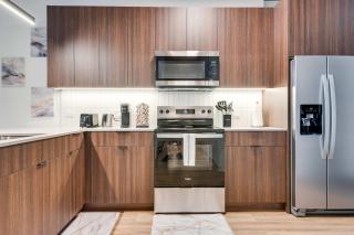 Wabash 4BR - Pool Free In & Out Parking 6 - 7