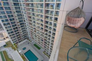Maryah Vista 1BR with Balcony in Prime Location - 4