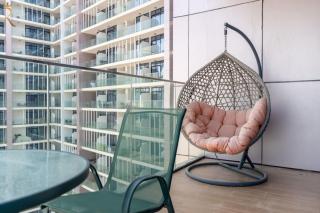 Maryah Vista 1BR with Balcony in Prime Location - 2