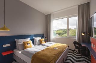 Holiday Inn - the niu, Form Stuttgart Feuerbach by IHG - 4