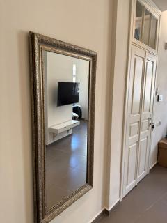 Outstanding 2BR Apartment with Balconies next to Rothschild - 7