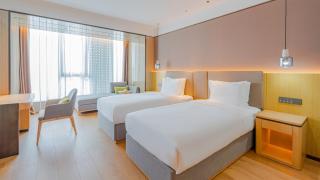 Holiday Inn One Thousand Island Lake by IHG - 8