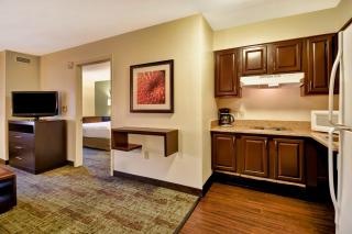 Staybridge Suites Middleton/Madison-West by IHG - 7
