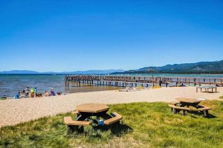 Modern Tahoe Retreat - Your Place to Unwind - 8