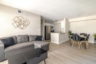 Gothic Blush King 2Bed near TMC and infront of NRG - 8