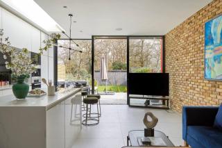 Lux 4 Bed Home Wood Views & Garden Near Wimbledon - 9