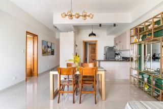 Stylish Downtown KingBed 300mb fast wifi - 8