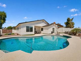 Dive In Desert - 3Bd - Pool Oasis - 0