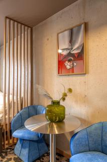smart studios - by kalm stay - 8