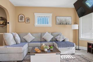Walk to Lakewood - Game Room - King Bed - Sleeps 10 - 6