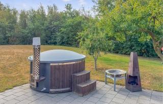 3 Bedroom Awesome Home In Tarm - 9