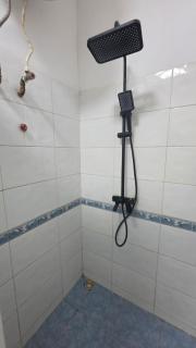 Immaculate Three Bedroom detached bungalow at OPIC - 7
