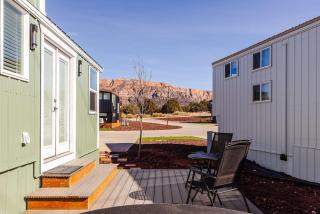 Zion Tiny Home, Hot Tub, Red Rock Views - 5