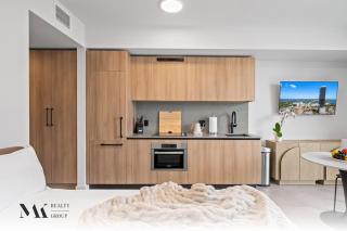 501 First Studio near at Science & Art Museums - 3