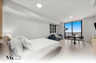 501 First Studio with Beach Access mins from Cruises - 0