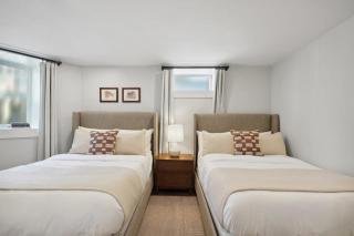6BR Classic Boston Home Near Savin Hill T - 6