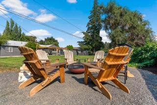 Radio Hill Retreat w/ Hot Tub near CWU & DT - 1