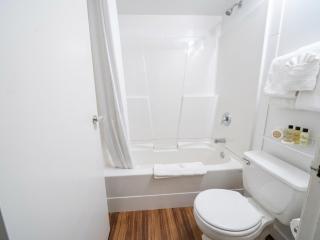 Goodknight Inn - 1