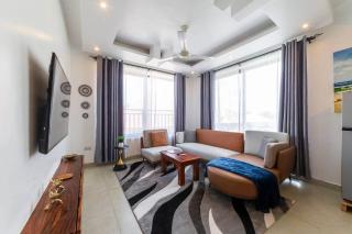 Ocean Breeze retreat - 7 min Beach walk | Pool - 7