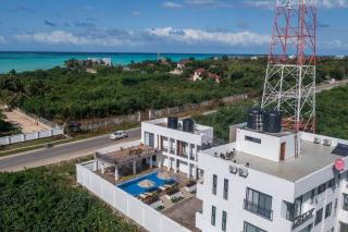 Ocean Breeze retreat - 7 min Beach walk | Pool - 1