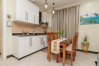 The Elegant | Spacious Apt | Near shopping - 3