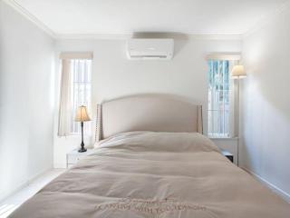 Private Room Near YVR & Bridgeport Station - 7