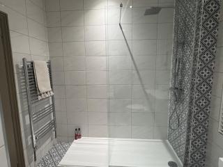 2 bed apartment close to beach - 5