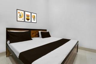SPOT ON by OYO Royal Hotel - Sītāpur - 7