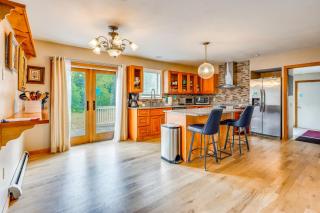 Explore the White Mountains! Spacious Rural Home - 3