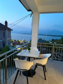 Shiroka Lakeview Rooms - 6