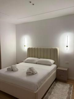 Shiroka Lakeview Rooms - 3