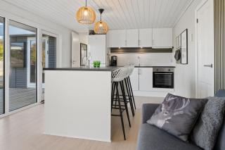 Cozy Holiday Home With Hot Tub - 1