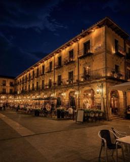 Arquitecto de la Vida - Plaza Mayor - León - 5
