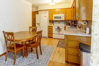 Family-Friendly Waterloo Abode w/ Deck! - 4
