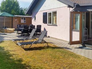 5 person holiday home in Væggerløse - 2