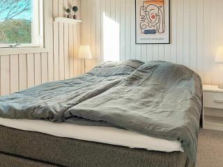 6 person holiday home in Karrebæksminde - 6
