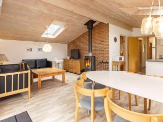 8 person holiday home in Ålbæk - 4