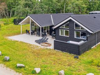 16 person holiday home in Væggerløse - 6