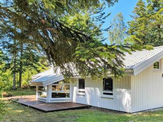 6 person holiday home in Saltum - 8