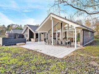 5 star holiday home in Væggerløse - 5